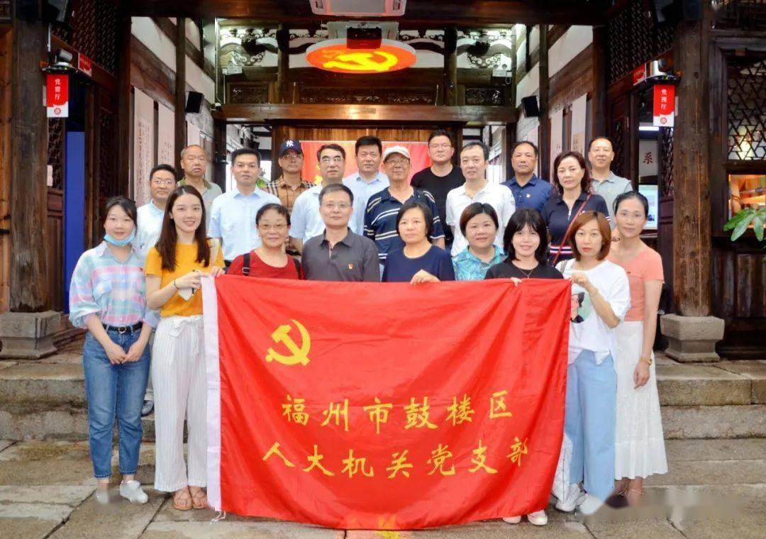 绿茵之巅