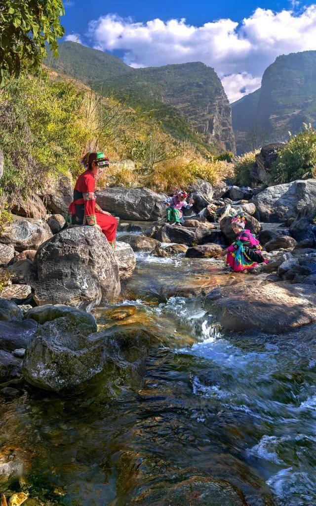 有没有大神看看图片这个看是非洲鸡翅木吗，感觉纹路太夸张，